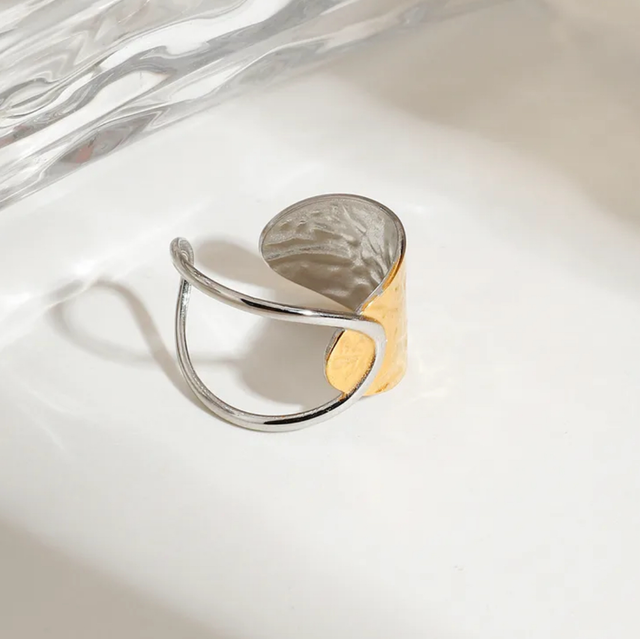 Curves Stainless Steel Mixed Tone Ring