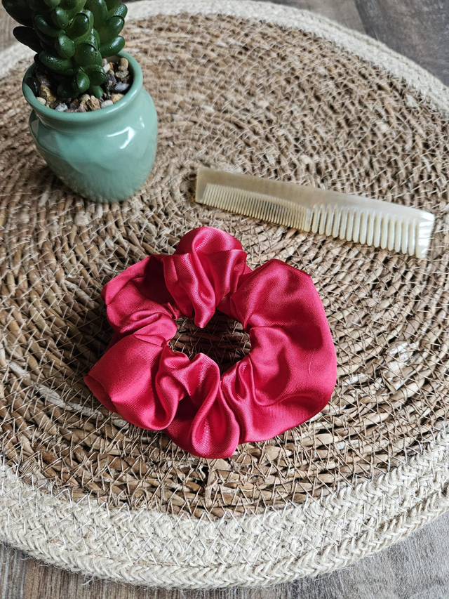 Chouchou satin rouge