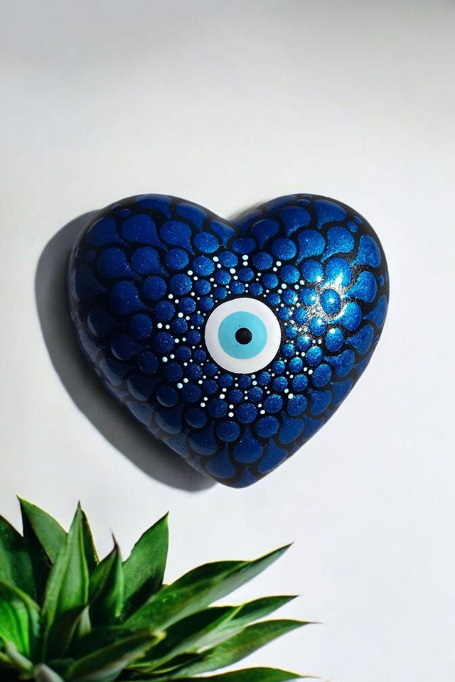 Petit coeur oeil grec bleu protecteur, méditation et décoration