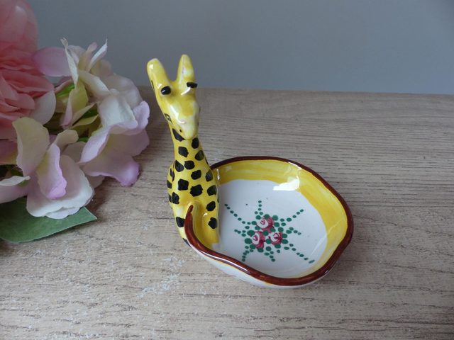 Petit vide poche girafe en céramique Deruta peint main Italie, girafe coupelle décoration chambre enfant, savane afrique, collection girafes