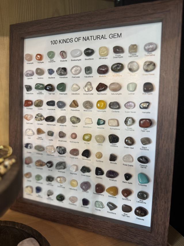 Cadre pierres &quot;100 kinds of natural gems&quot;