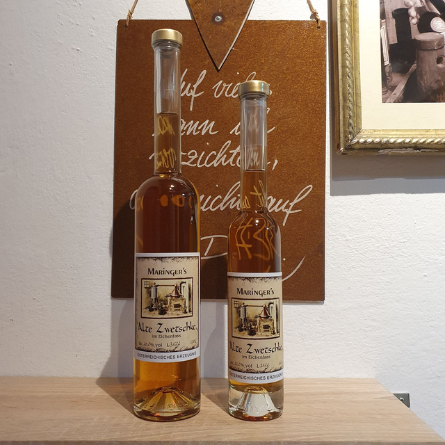 Alte Zwetschke im Eichenfass