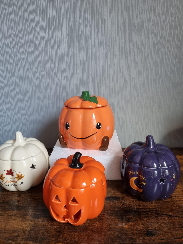 Pumpkin oil burners 