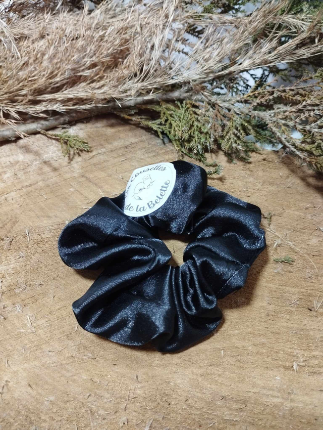 Chouchou noir en satin