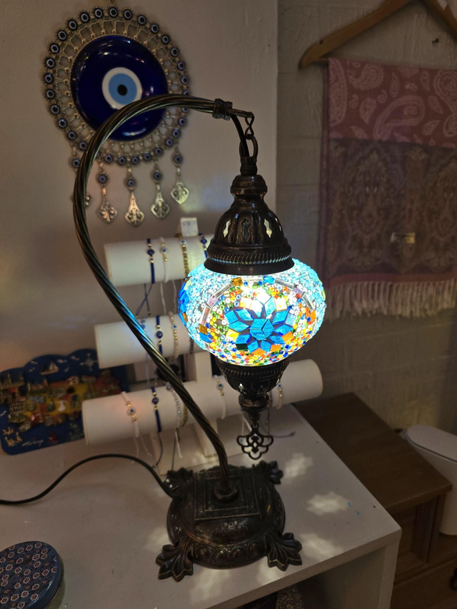Medium Mosaic Swanneck Table Lamp