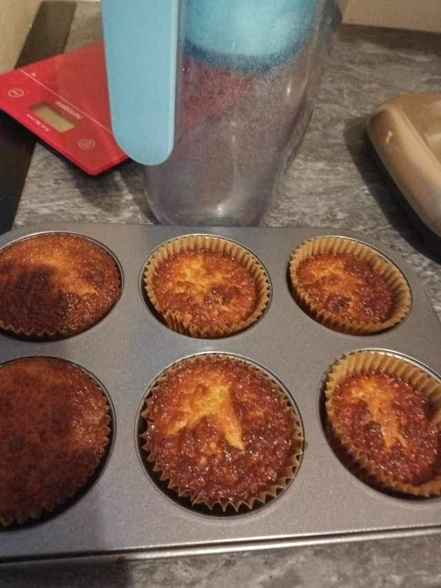 Lemon &amp;Choc Chip Cupcakes 