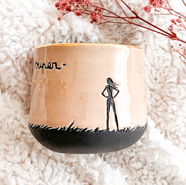 Gobelet en braille « super-maman »