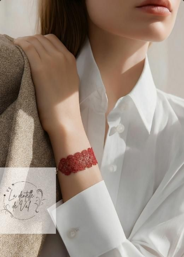 Bracelet rouge passé 