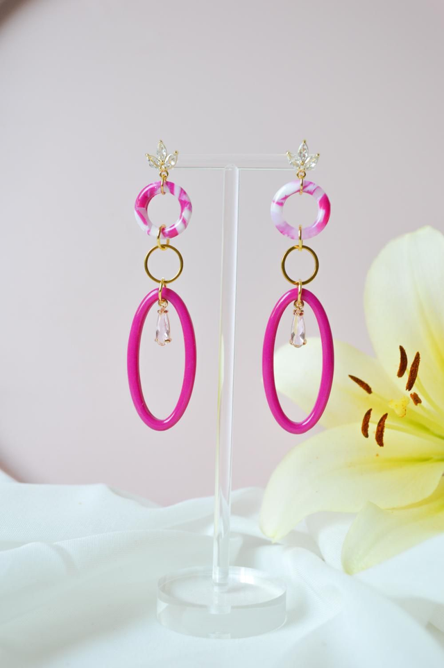 Flamenco Glow Kolekcija - Veliki viseči pisani krogi s osnovo na cirkoniji in dodatkom kapljice