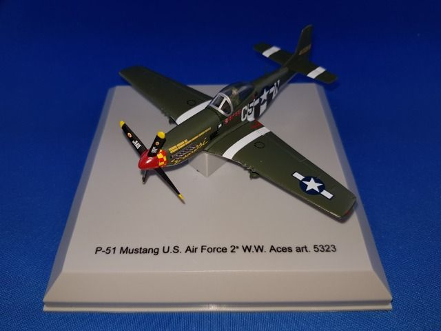 P-51 Mustang U.S. Air Force 2nd W.W. Aces, 1:100
