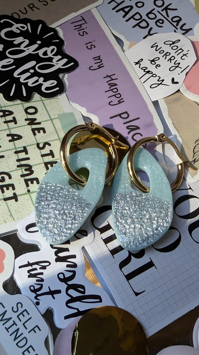 BLOUETTES BLEUES & CRÉOLES DORÉES 20mm