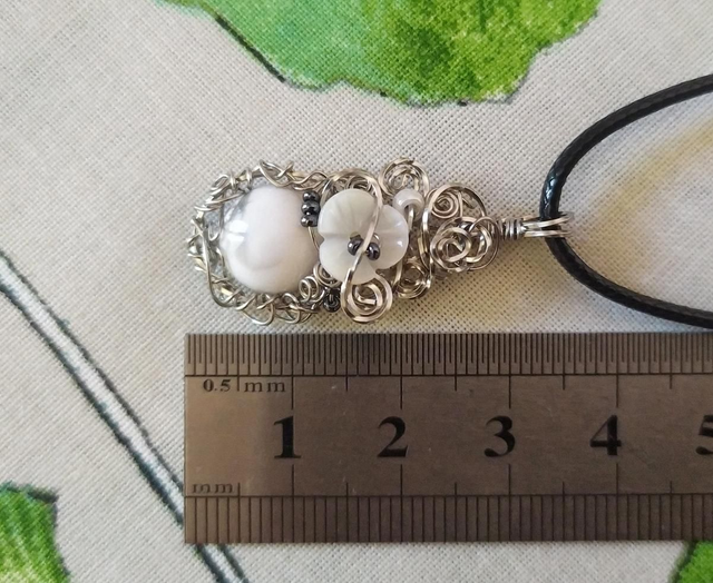 Pendentif 'Moki'' ~ la simplicité d'un instant