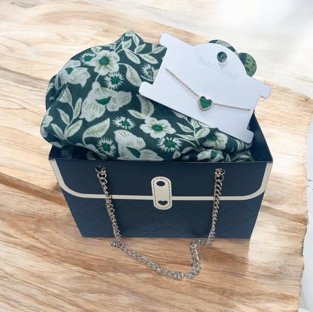 Coffret bracelet + écharpe 