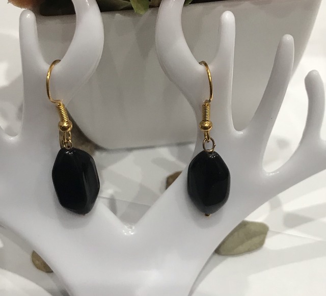 Black Dangling Earrings- BDE908