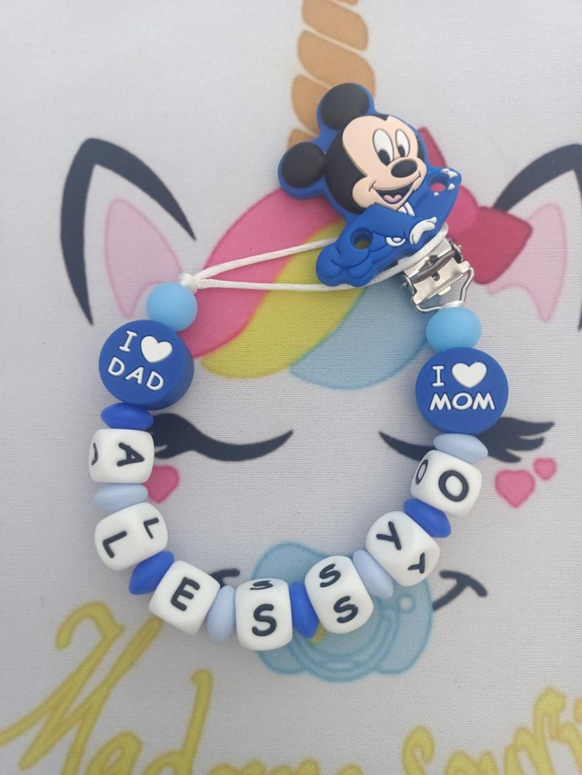 Attache tétine Idole +