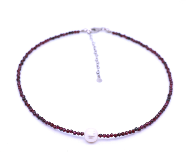 Granatkette mit Süßwasserperle - Lore