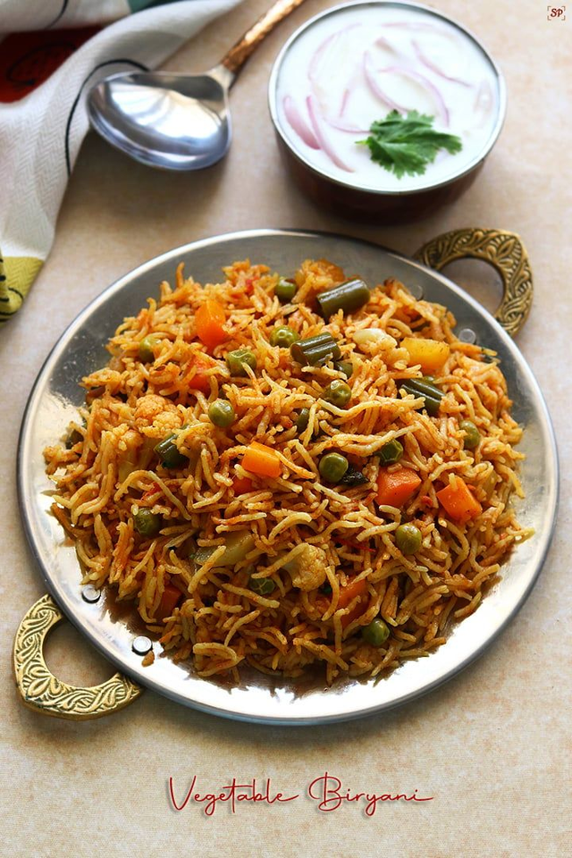 Veg Biryani (500 CC) – Aromatic Spiced Vegetable Rice