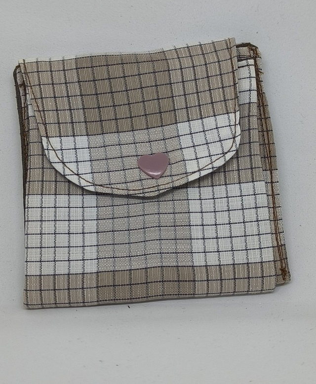 Porte cartes à carreaux beige marron