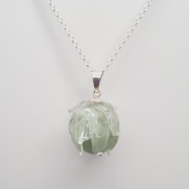 Pendentif Clochette verte claire (moyen modèle)