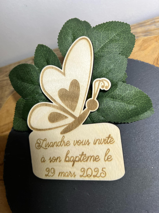 Faire-part Papillon baptême naissance anniversaire en bois.