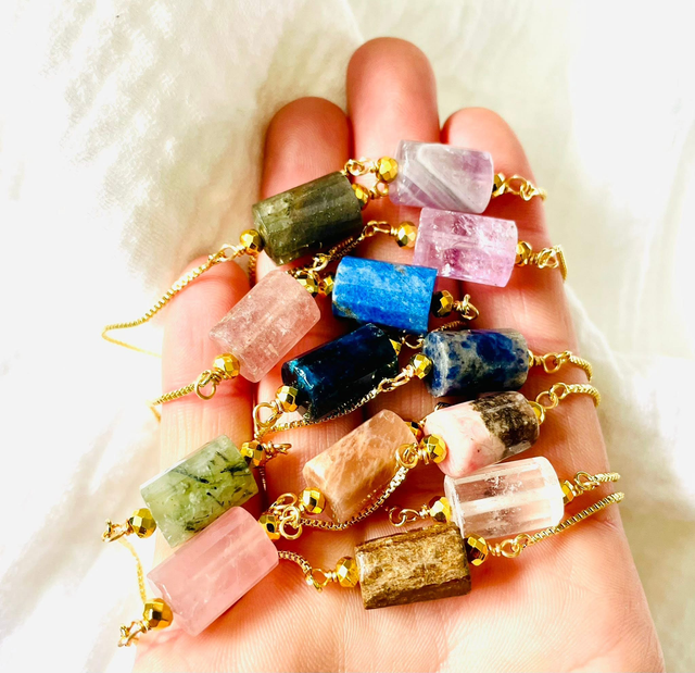 Bracelet pierre semi précieuse taillée 