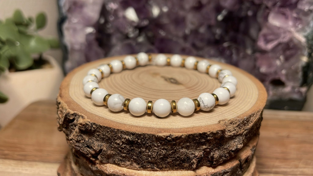 Bracelet HOWLITE 6mm (Avec hématites)