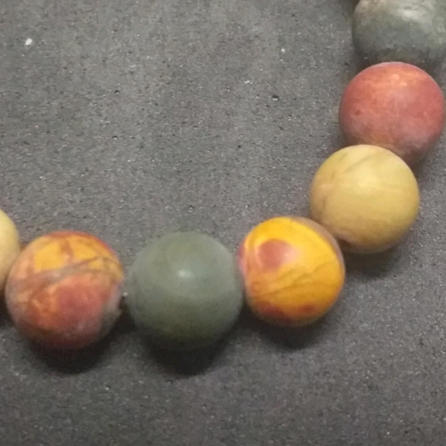 Perle de jaspe polychrome 