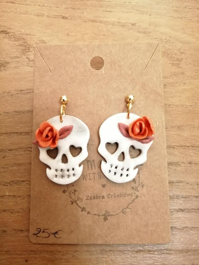 Boucles Crâne fleuri