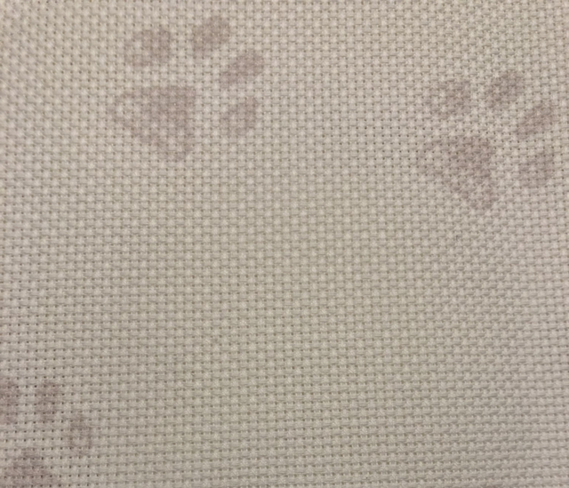 14ct Aida cream Pawprint Design