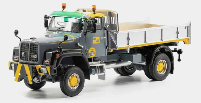 Saurer D-330 B Hauben Kipper Dozza ACE 1:43