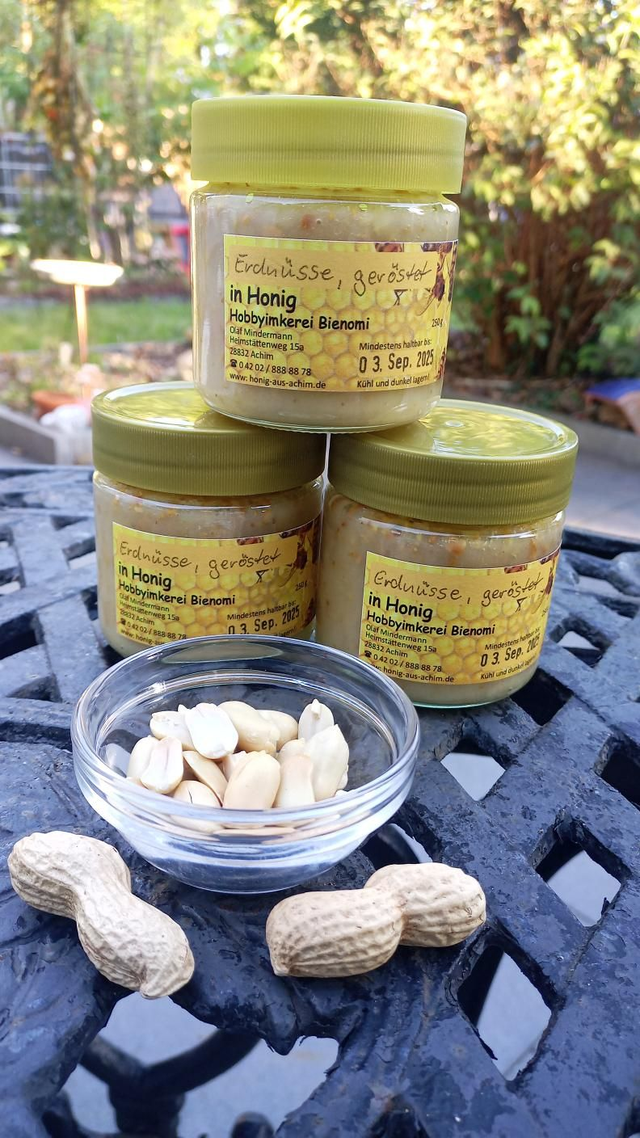 Erdnüsse in Honig, 250-g-Glas