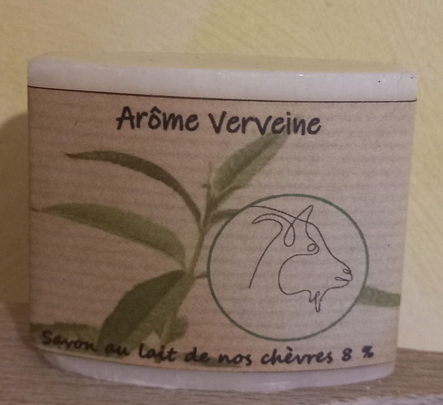 Savon au lait de nos chèvres 8% arôme verveine