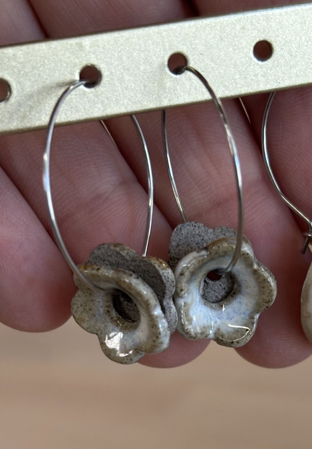 Orecchini fiorellino rustico