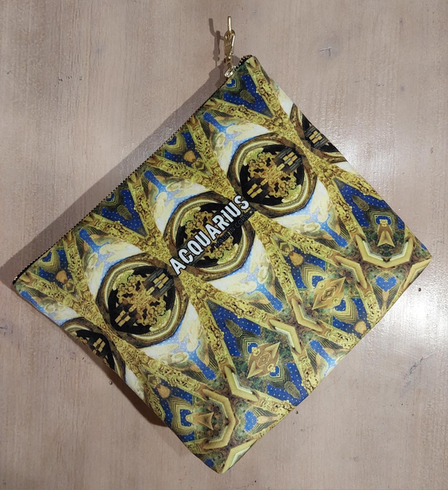 Valencia Jaune. Pochette et trousse en velours.