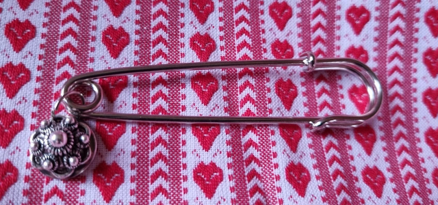 Speld Met Zeeuwse Knop