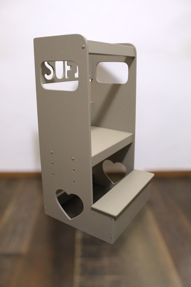 Learning Tower Personalizzabile con nome "CUORE" Regolabile 3 altezze