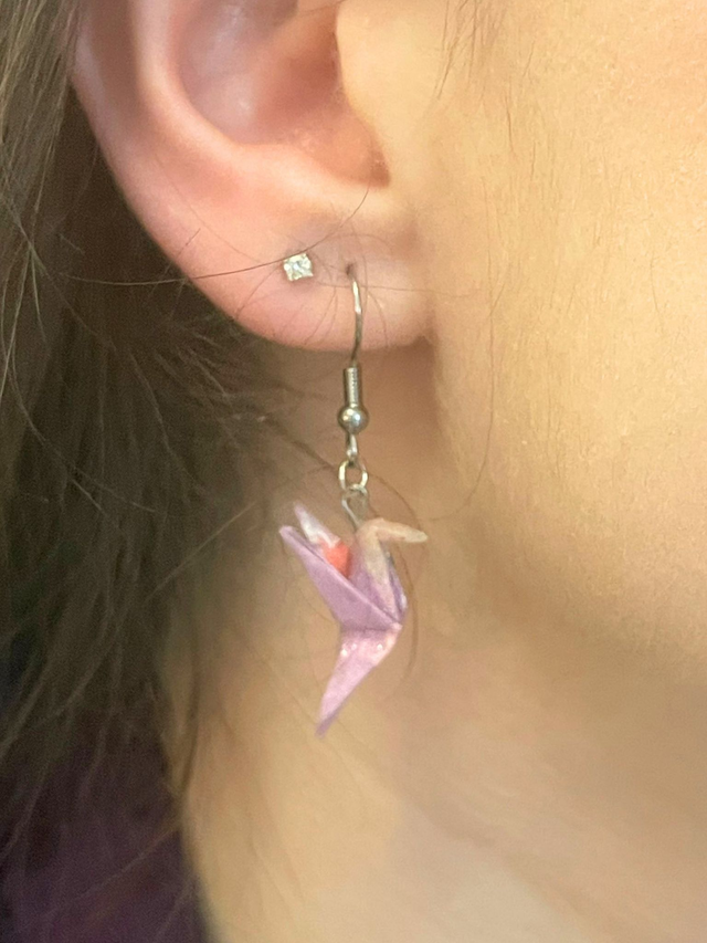 Boucles d'oreilles courtes "Colibri" motifs fleurs