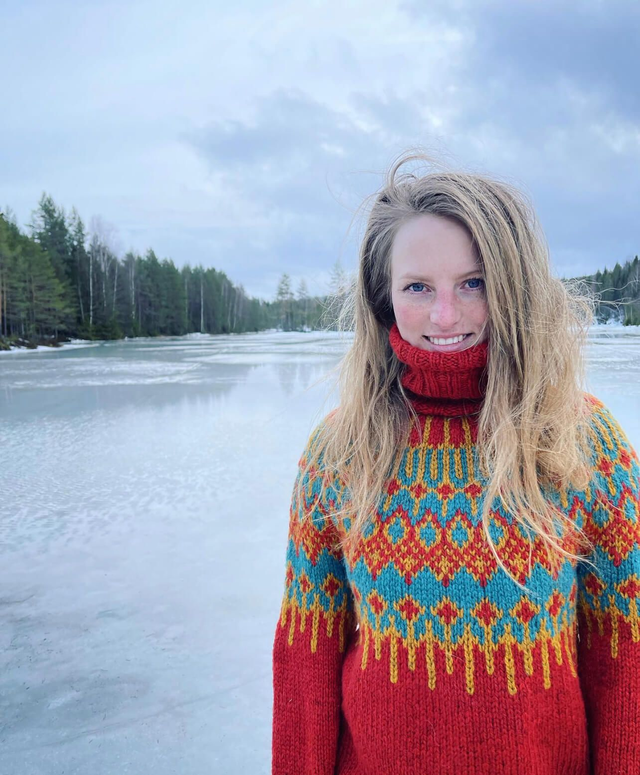 Føyka Polar Sweater Kit - Col 06 (Rust Heather Hillesvåg Troll) - Wool &amp; Pattern - Linka Neumann