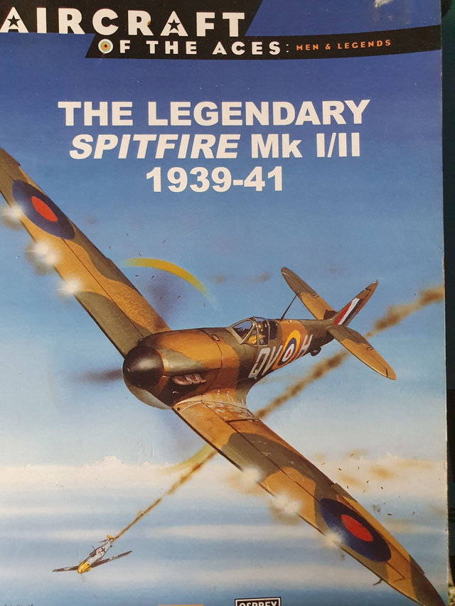 The Legendary Spitfire 2nd HAND