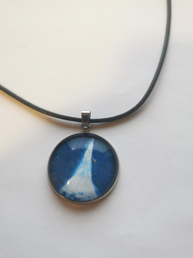 Médaillon Fée Ipomée et son cordon 