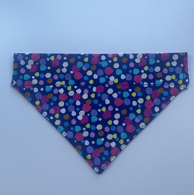 Dog bandanna blue dots 