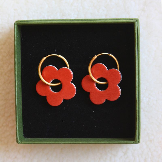 Boucles d’oreilles créoles fleurs 