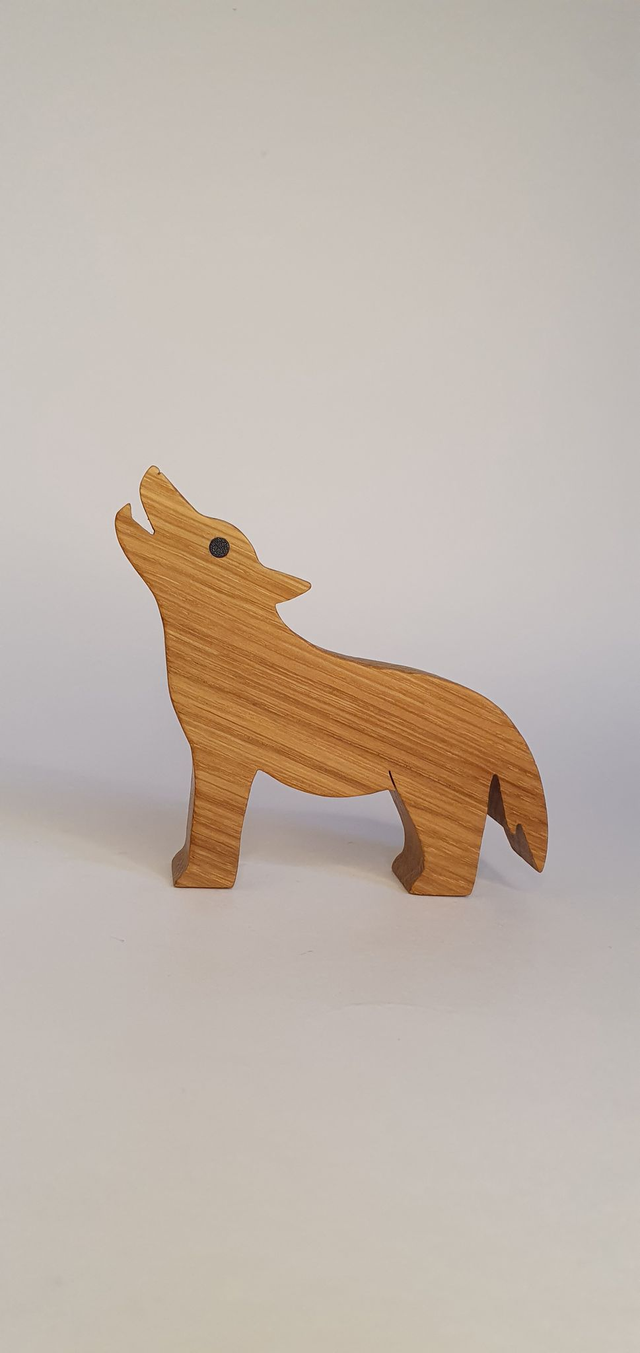 Loup décoratif en bois de chêne et cuir noir