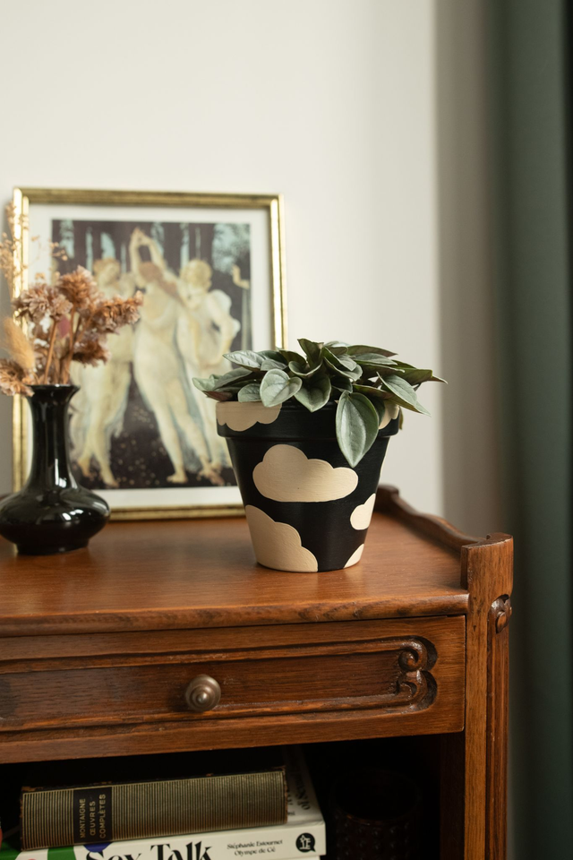 Black Sky ☁️ Pot peint à la main