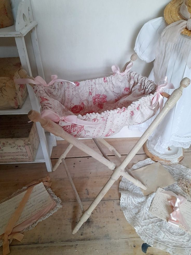 Panier à ouvrage enfant ancien pliable