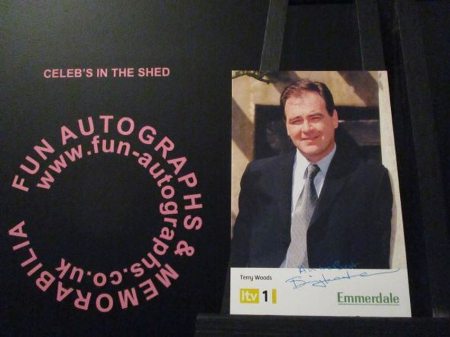 Billy Hartman (Terry Woods) Original Emmerdale Yellow &amp; White Itv1 Logo Pre-Print Cast Card