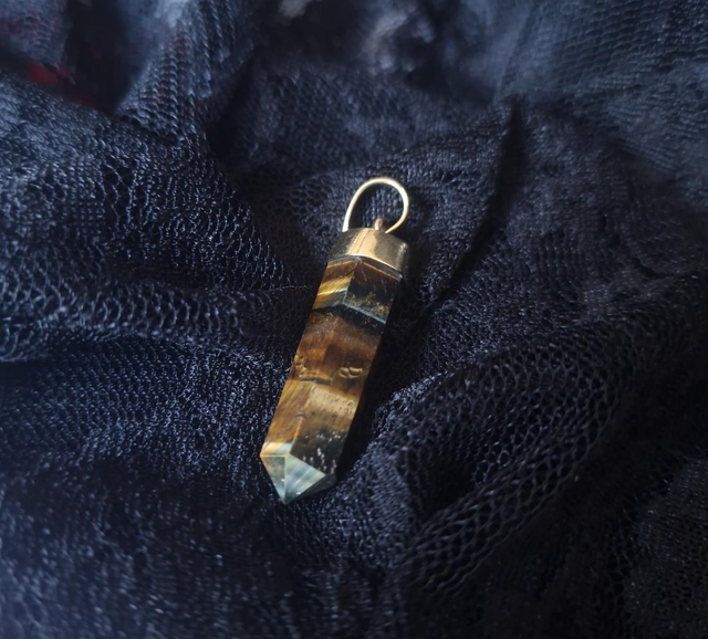 Tigers eye pendant