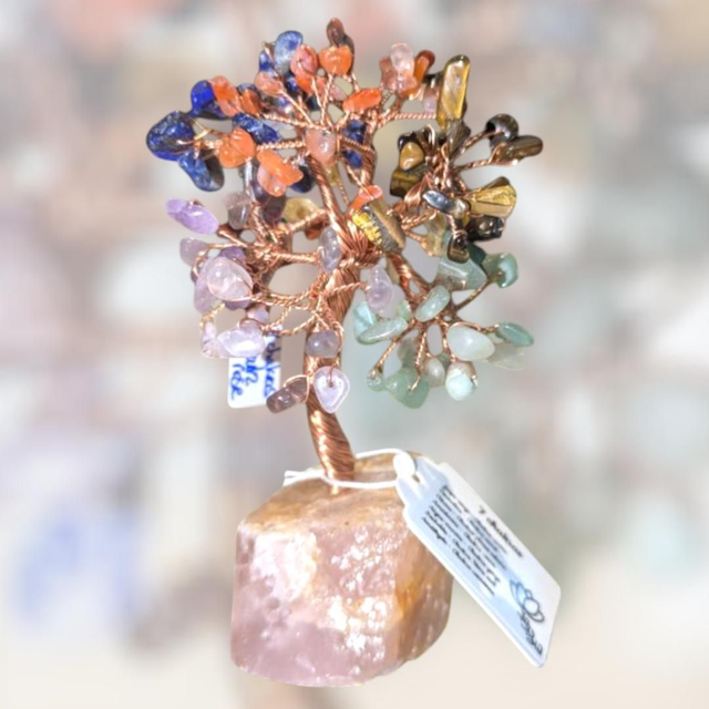 Arbre &quot;Chakras&quot; sur druse de Quartz rose 