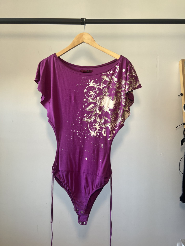 Body with ruffles #0019