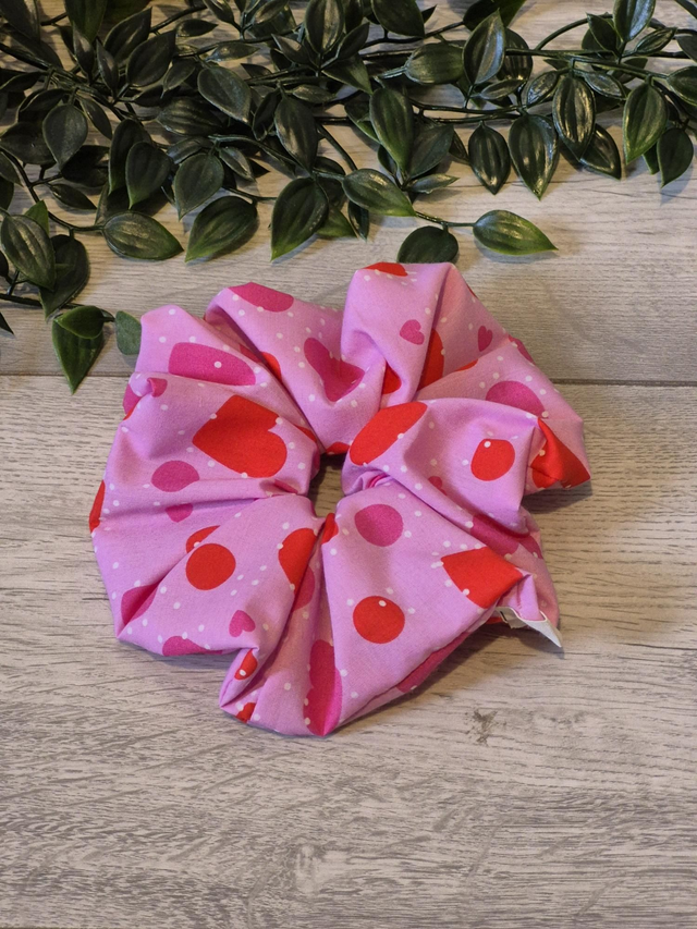 Pink Hearts XL Scrunchie